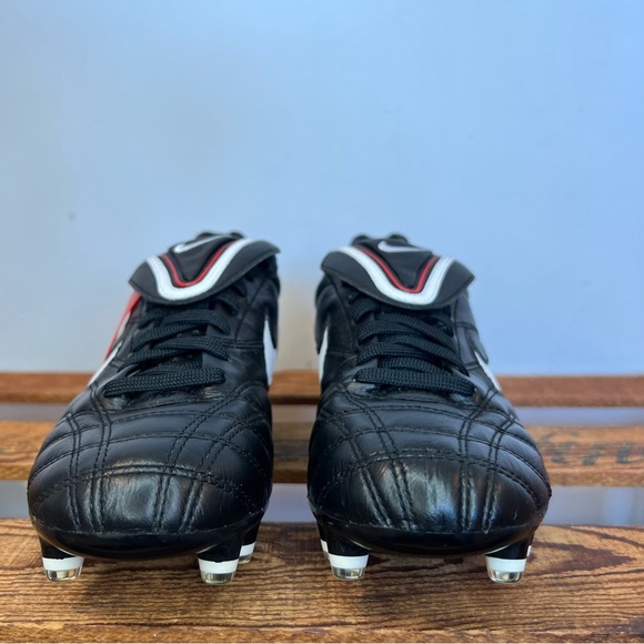 New Nike Tiempo Legend III FB Soccer Cleats Black and Red Women’s 6 - Picture 3 of 12